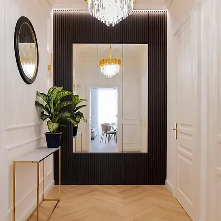 Geneve - Old Town Apartman *