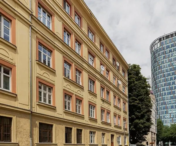 Geneve - Old Town * Bratislava