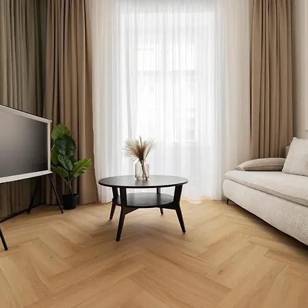 Geneve - Old Town ブラチスラヴァ